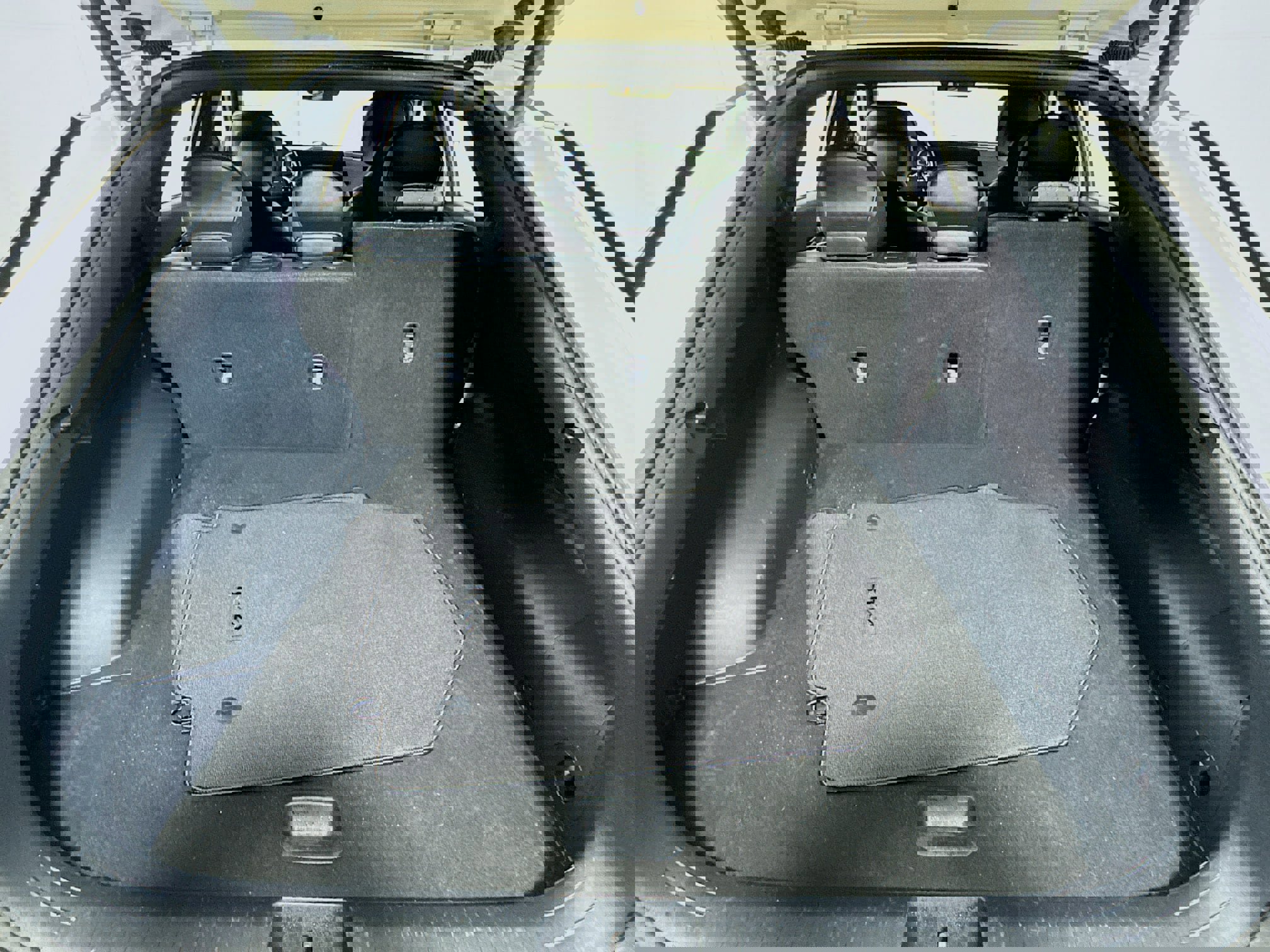 Used 2022 Kia EV6 GT-Line w/ GT-Line Suede Seat Package image 27