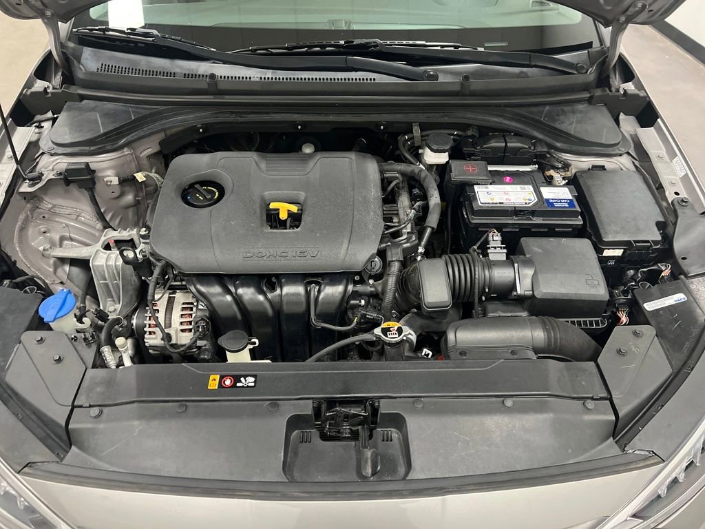 Used 2020 Hyundai Elantra SEL image 25