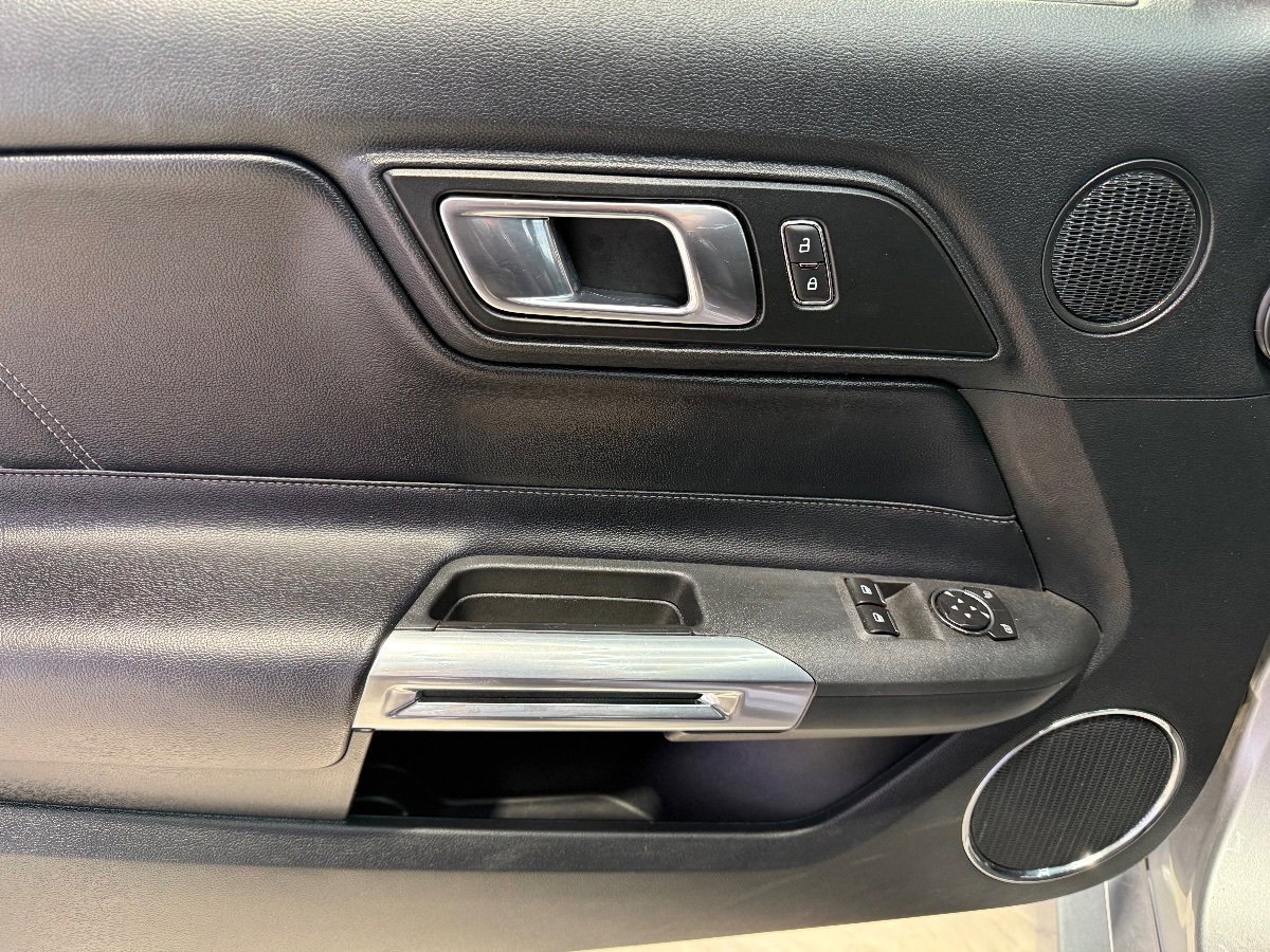 Used 2020 Ford Mustang Premium RWD image 30