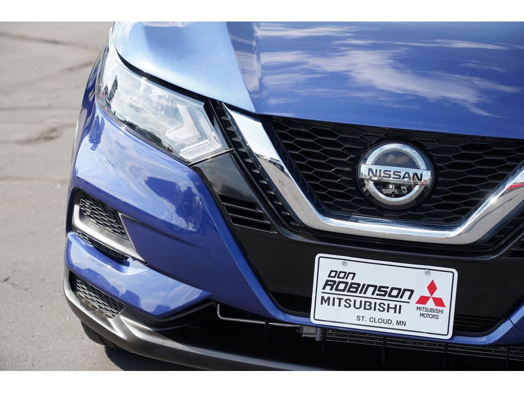 Used 2022 Nissan Rogue Sport S image 9