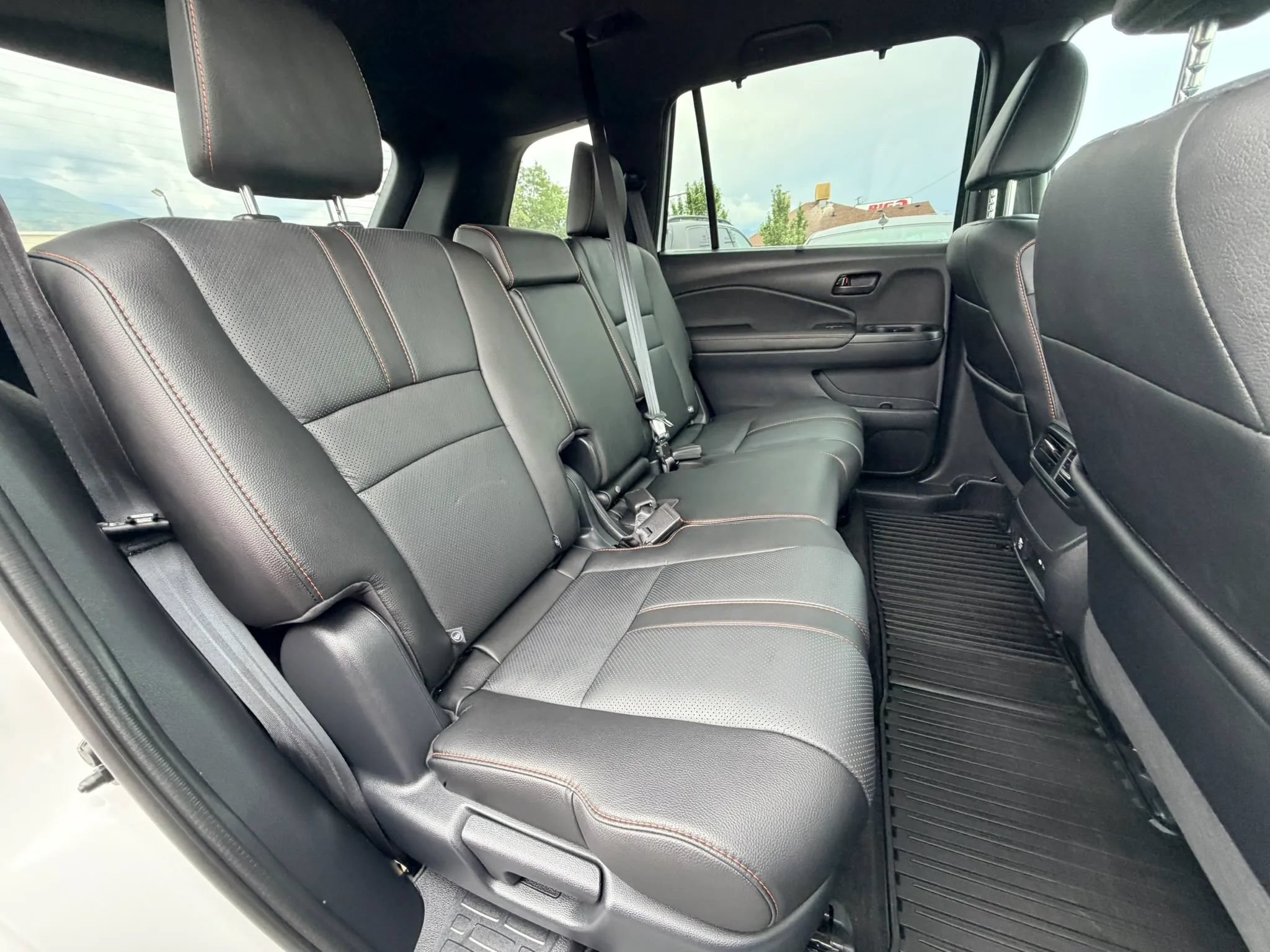 Used 2025 Honda Passport TrailSport image 23