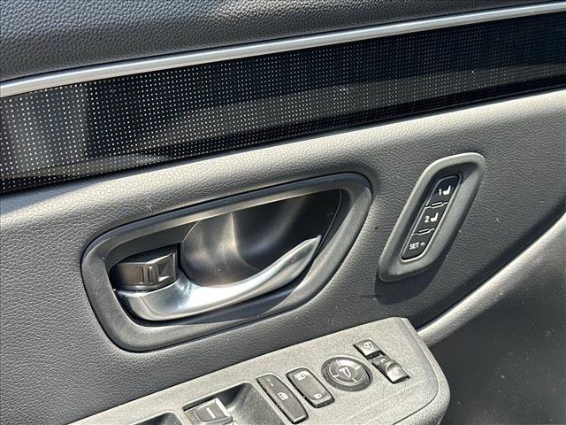 Used 2024 Honda Pilot Elite image 16