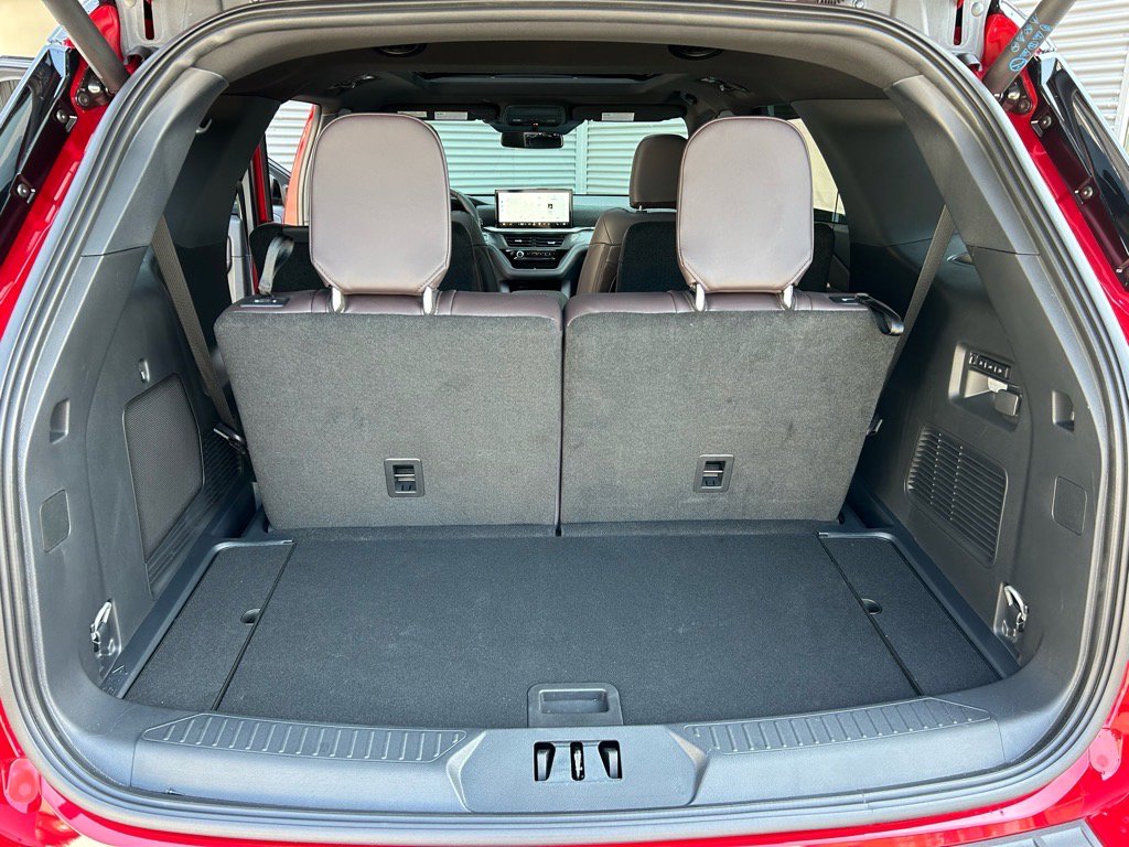 New 2025 Ford Explorer Platinum w/ Ultimate Package image 8