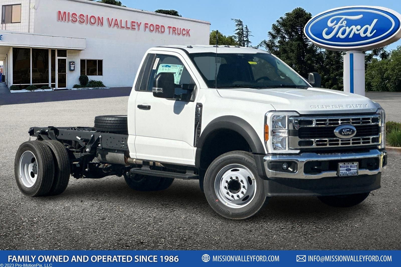 New 2026 Ford F450 XL w/ XL Chrome Package image 1