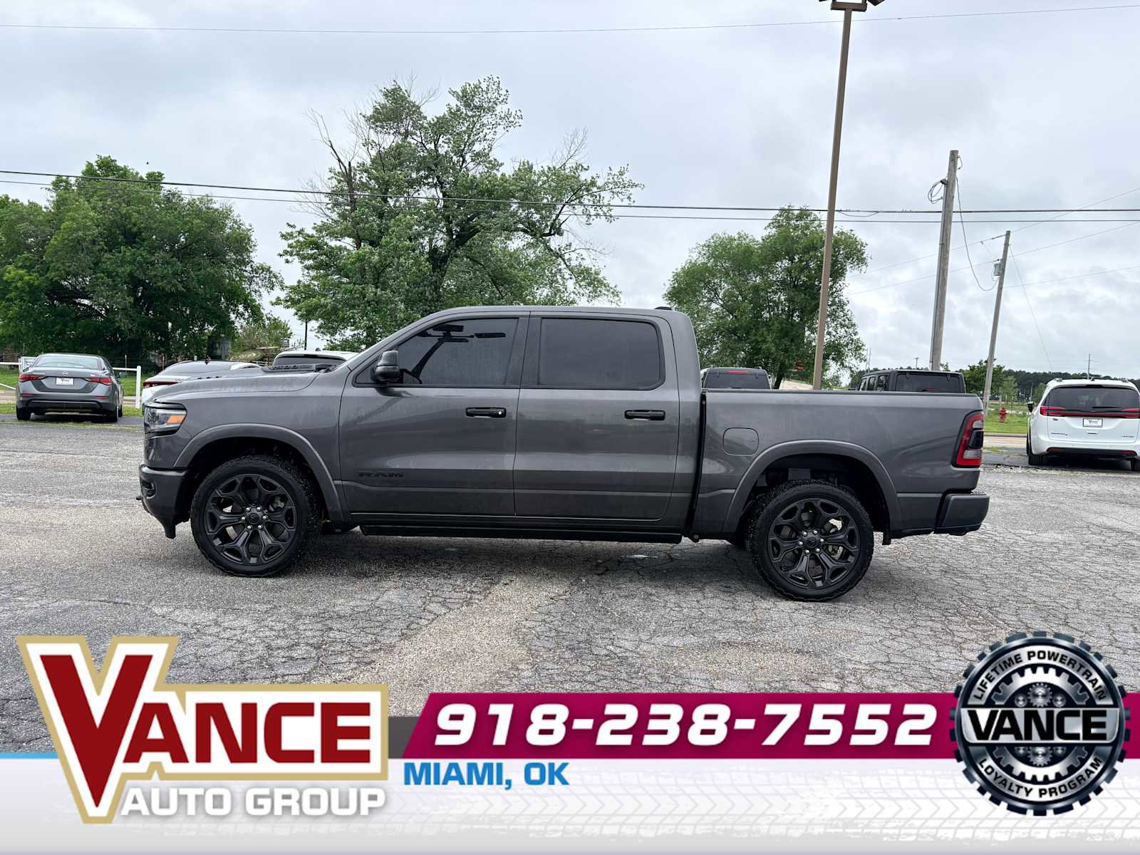 Used 2024 RAM 1500 Limited AWD/4WD image 4