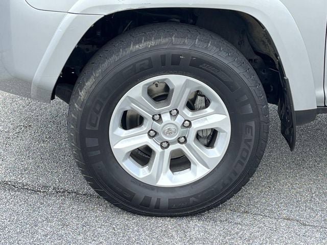 Used 2015 Toyota 4Runner SR5 Premium AWD/4WD image 11