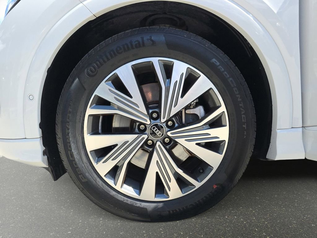 Certified 2023 Audi Q4 e-tron Premium Plus w/ Premium Plus image 33