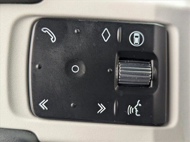 Used 2025 Land Rover Defender 110 S image 10
