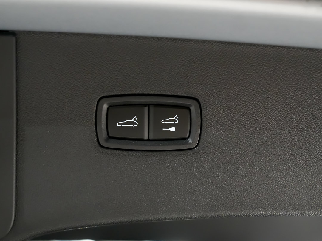 Certified 2026 Porsche Cayenne S AWD/4WD image 14