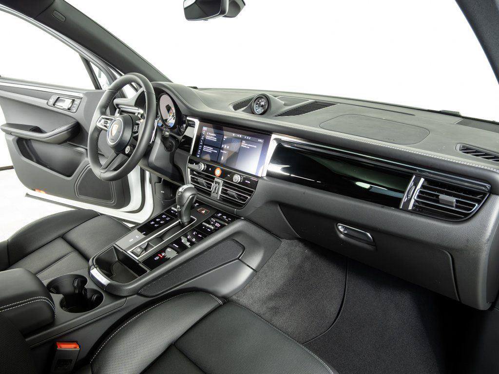 New 2026 Porsche Macan S AWD/4WD image 25