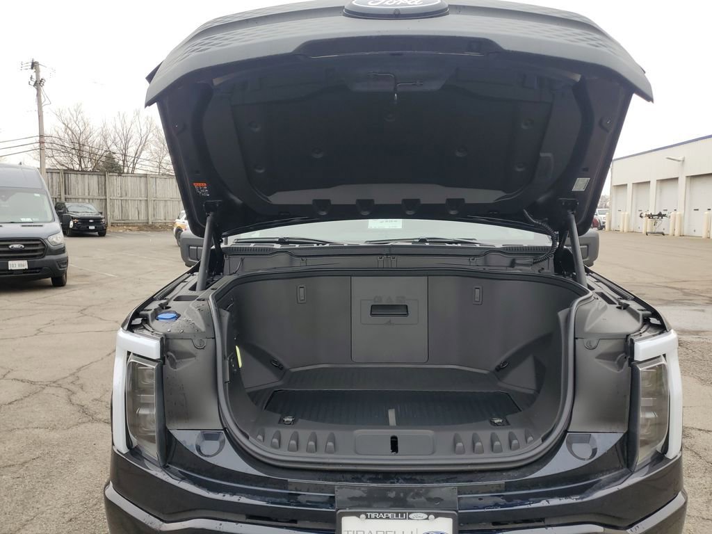 New 2025 Ford F150 Lightning Flash image 18