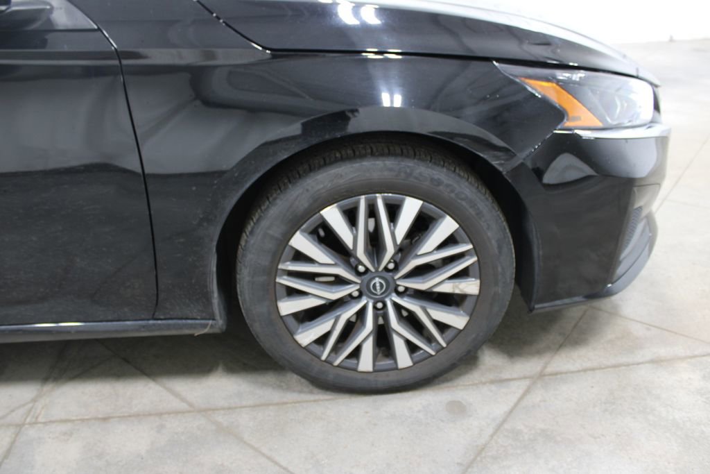Used 2023 Nissan Altima 2.5 SV image 35