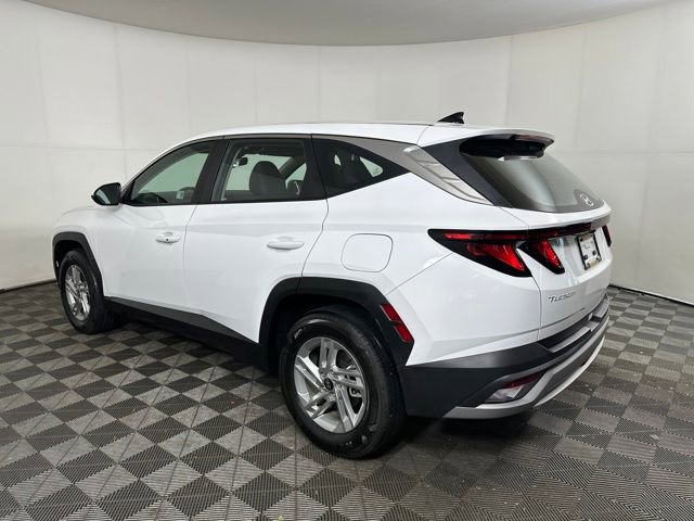 Certified 2025 Hyundai Tucson SE image 5