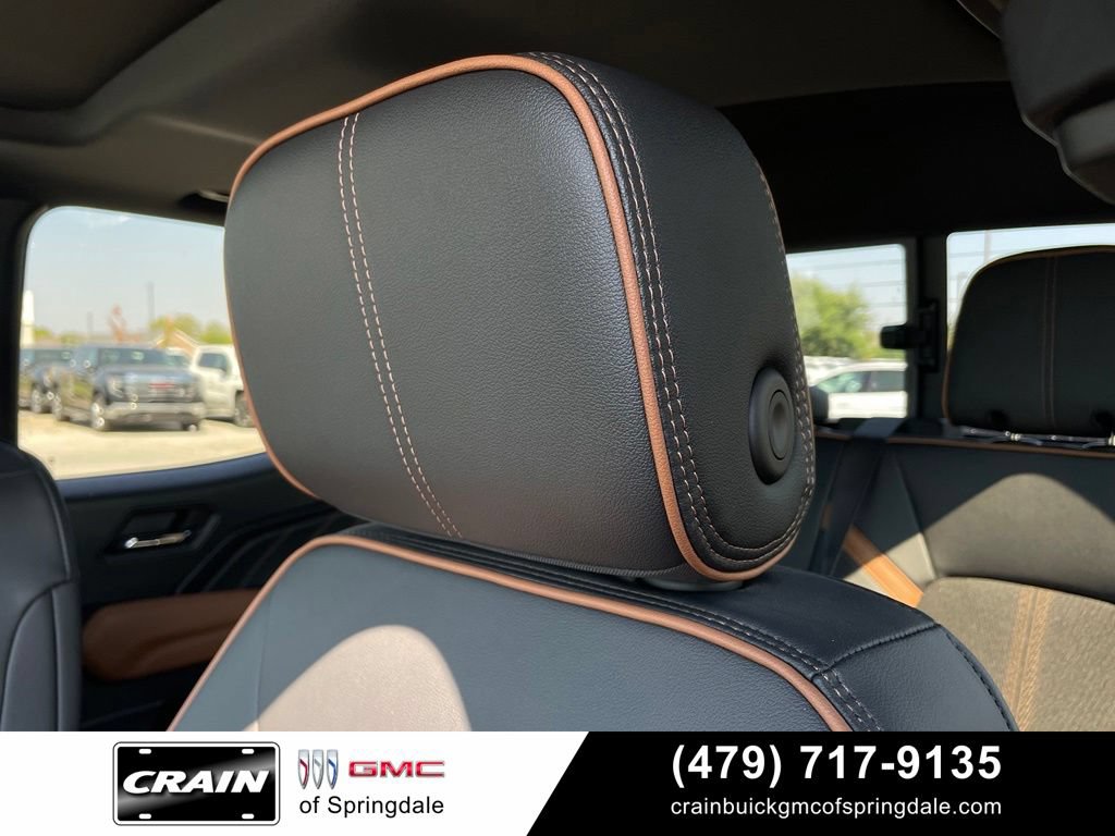 New 2026 GMC Canyon AT4 w/ Technology Plus Package AWD/4WD image 22