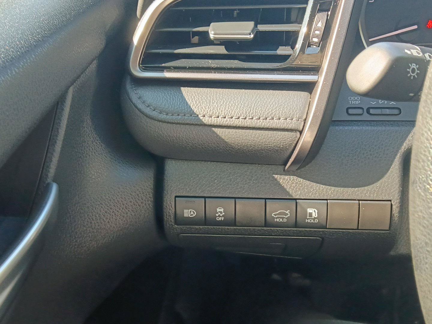 Used 2024 Toyota Camry LE w/ Convenience Package FWD image 89