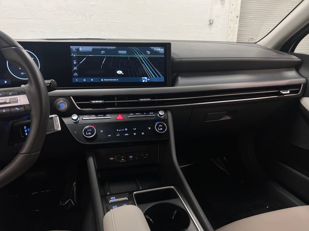 Used 2025 Hyundai Sonata SEL FWD image 18