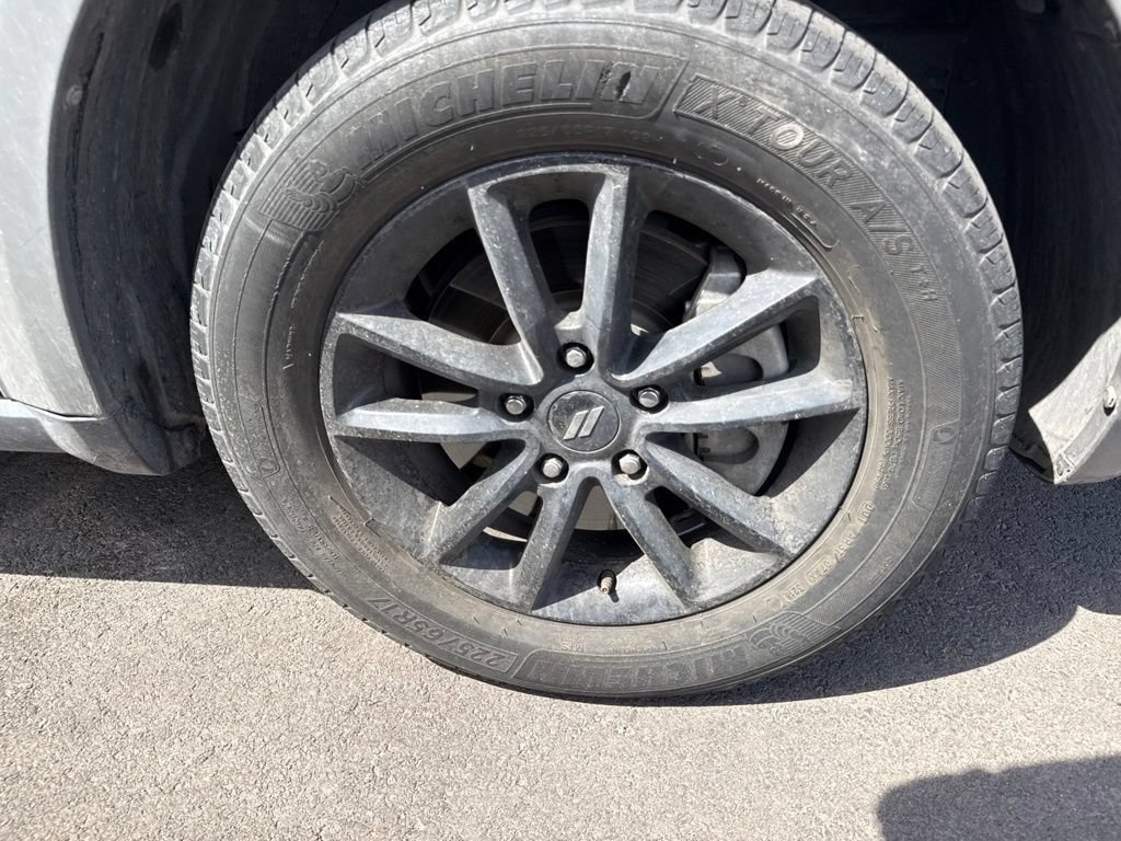 Used 2020 Dodge Journey SE w/ Blacktop Package FWD image 5