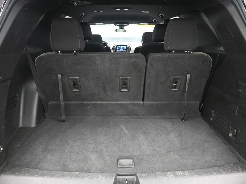 Used 2023 Chevrolet Traverse LT AWD/4WD image 10