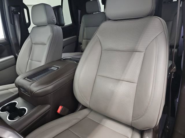 Used 2021 GMC Yukon SLT w/ Rear Media and Nav Package AWD/4WD image 24