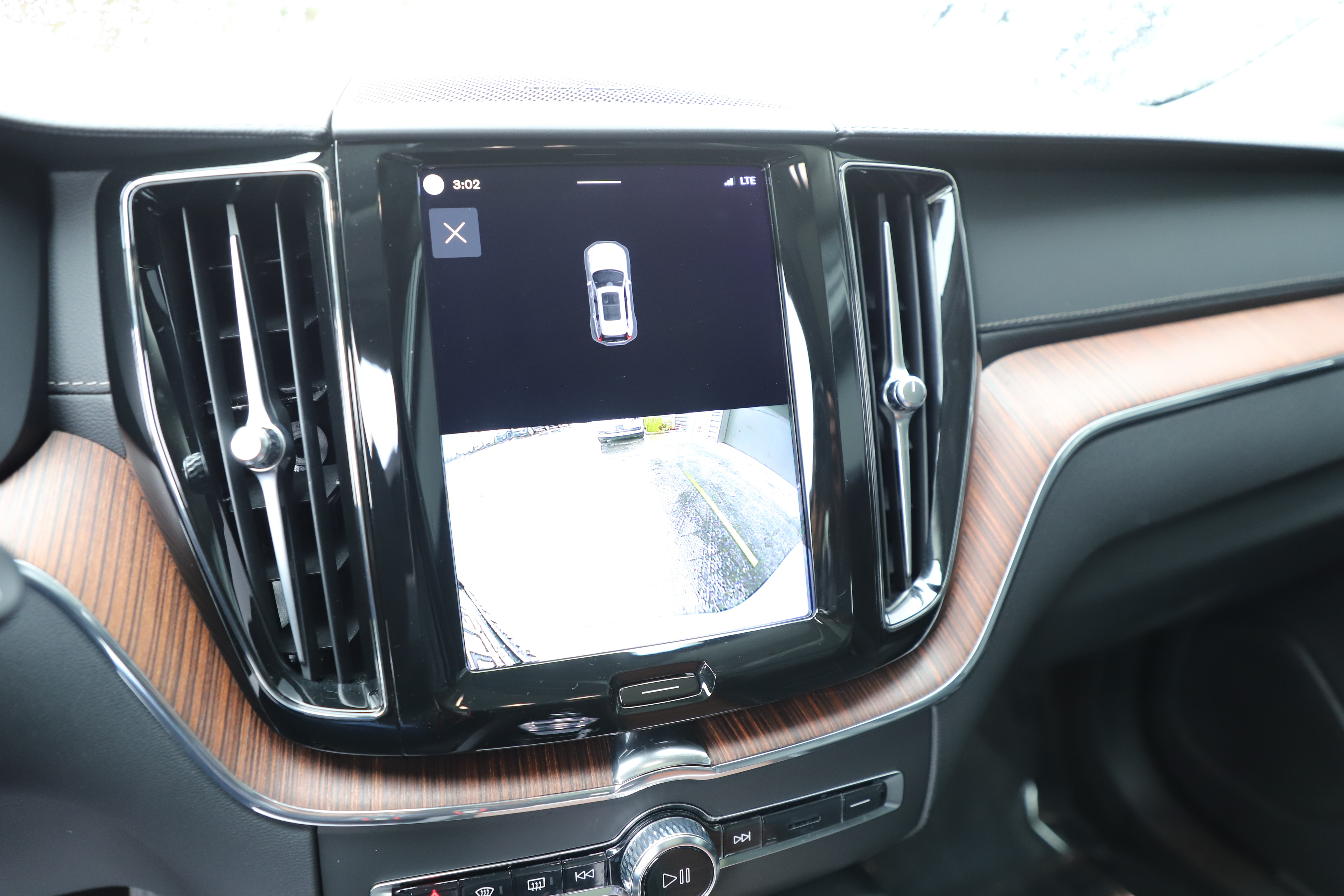 Used 2023 Volvo XC60 T8 Ultimate AWD/4WD image 20