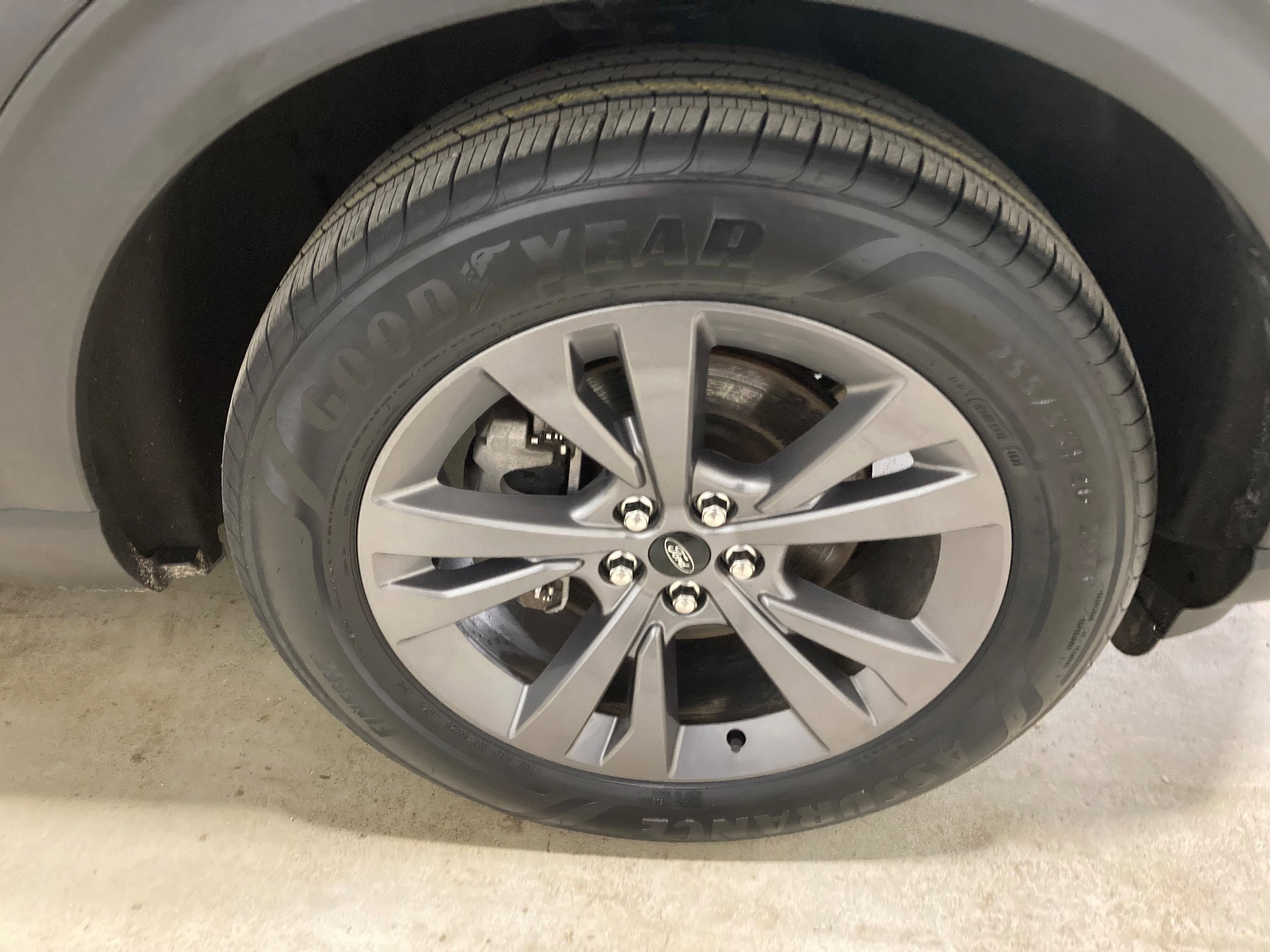 Used 2023 Ford Explorer XLT w/ Equipment Group 202A AWD/4WD image 12