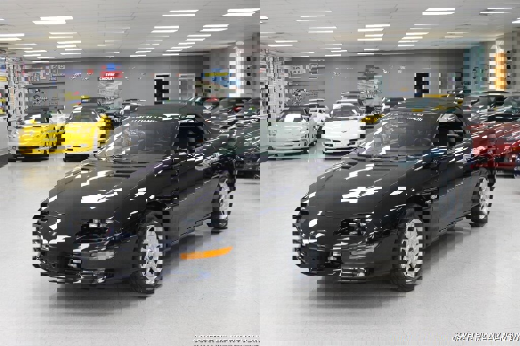 Used 1995 Chevrolet Camaro Z28 image 2