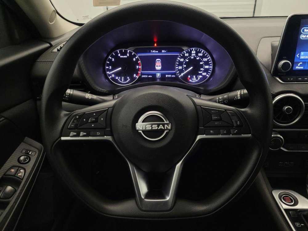 Used 2025 Nissan Sentra SV image 22