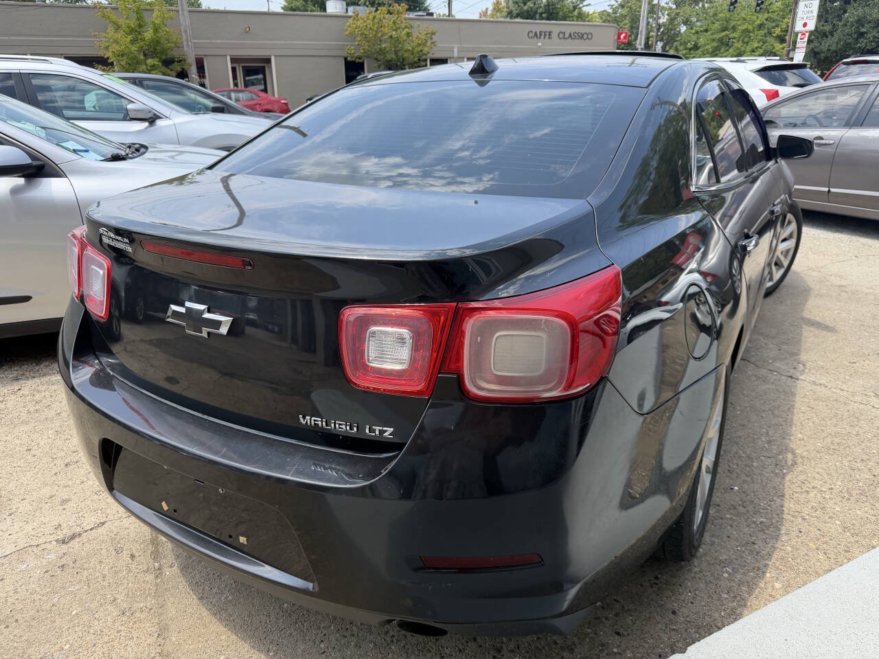 Used 2013 Chevrolet Malibu LTZ FWD image 4