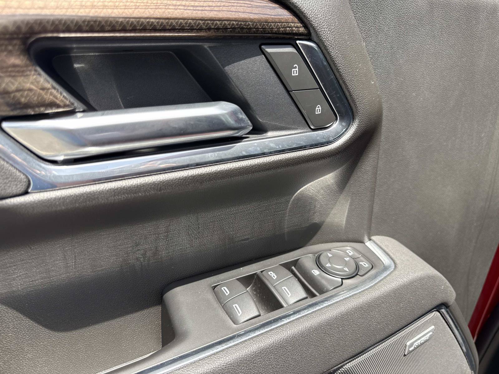 Used 2026 Chevrolet Silverado 1500 LT Trail Boss w/ LT Trail Boss Premium Package AWD/4WD image 18