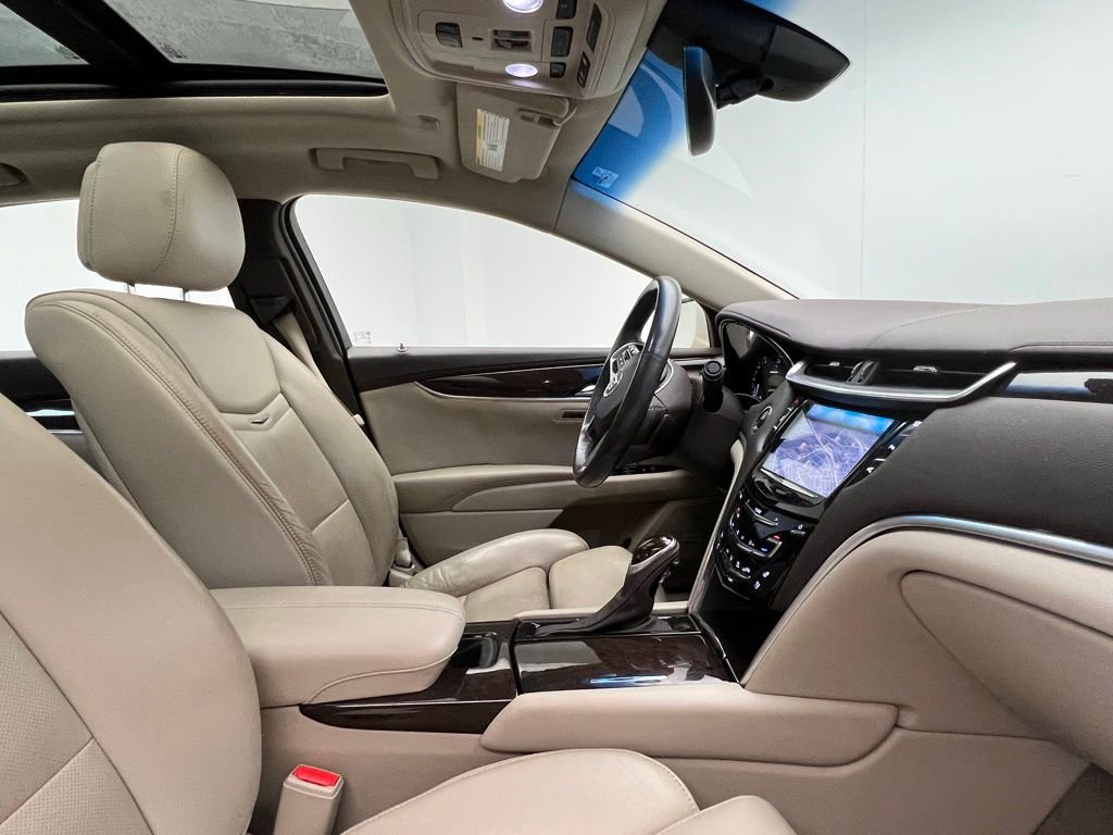 Used 2014 Cadillac XTS Luxury FWD image 8