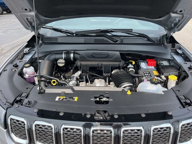 Used 2024 Jeep Compass Limited image 16