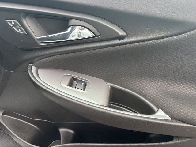 Used 2023 Chevrolet Malibu LT image 41