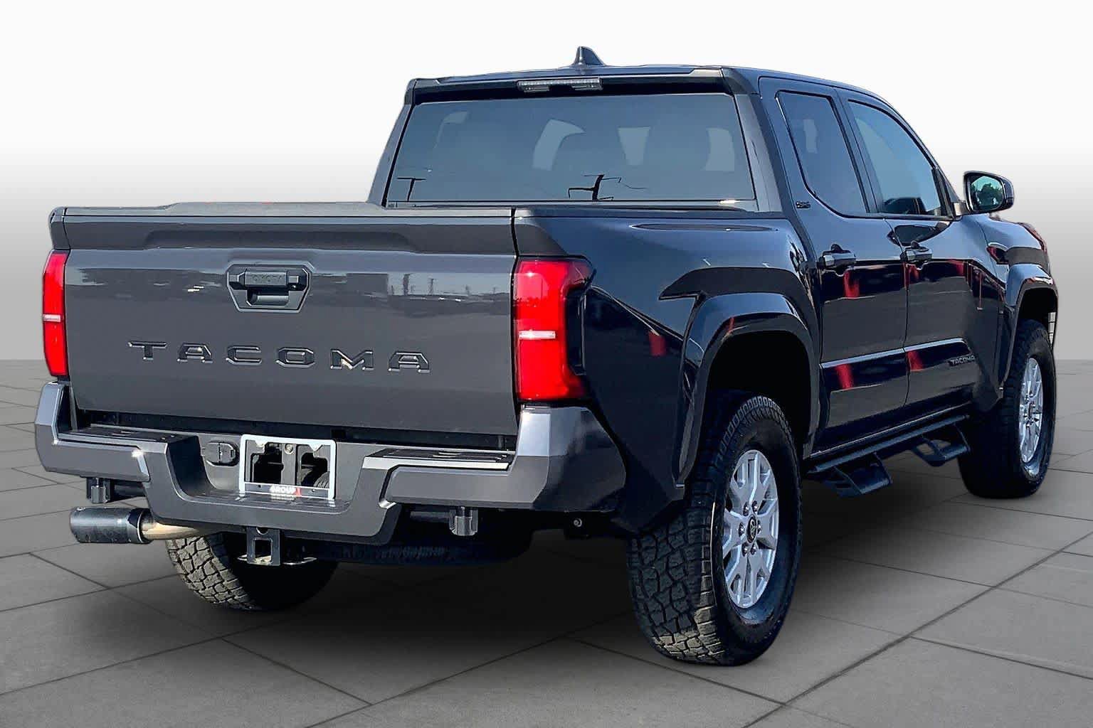Used 2025 Toyota Tacoma SR5 RWD image 13