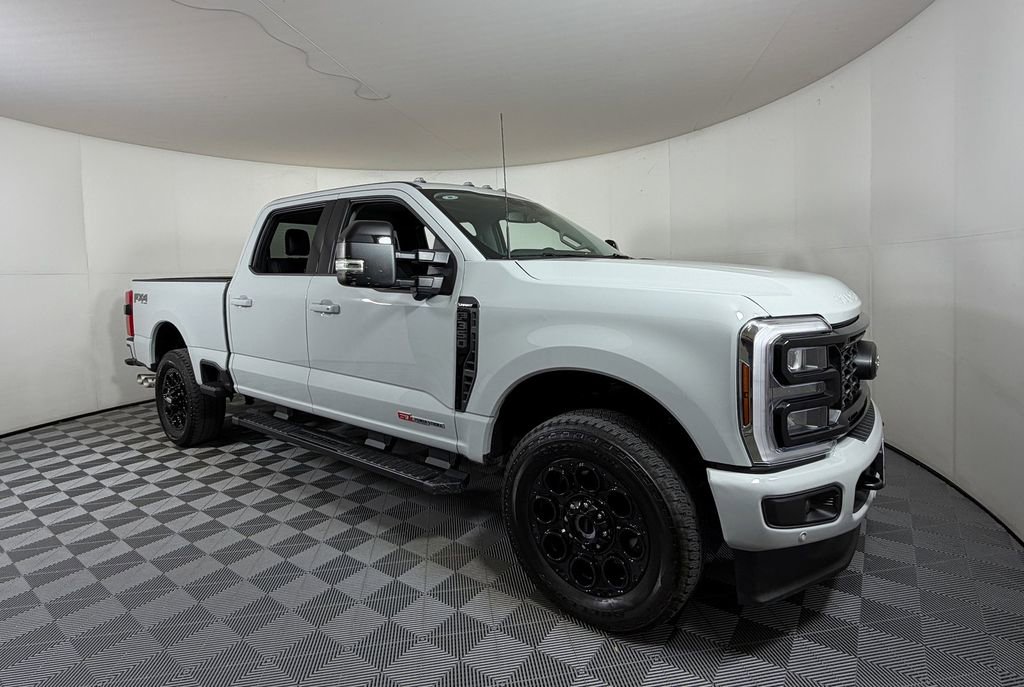 Used 2026 Ford F350 Lariat w/ Black Appearance Package