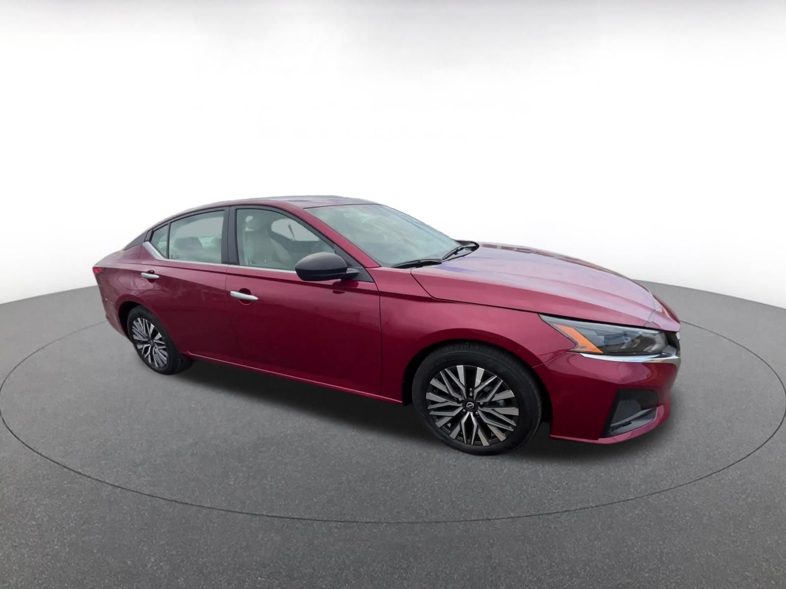 Used 2025 Nissan Altima 2.5 SV FWD video 2