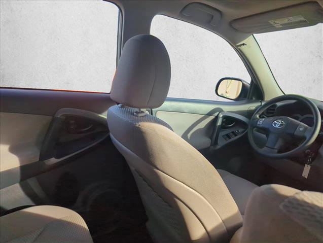 Used 2012 Toyota RAV4 FWD image 23