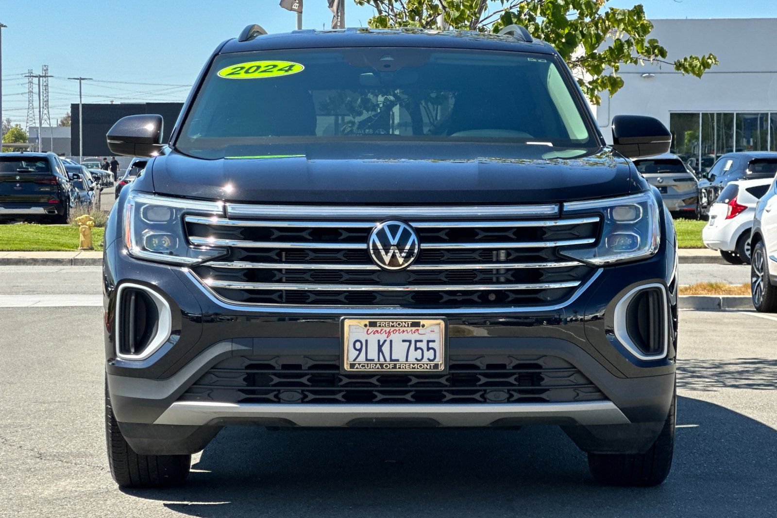 Used 2024 Volkswagen Atlas SE FWD image 9