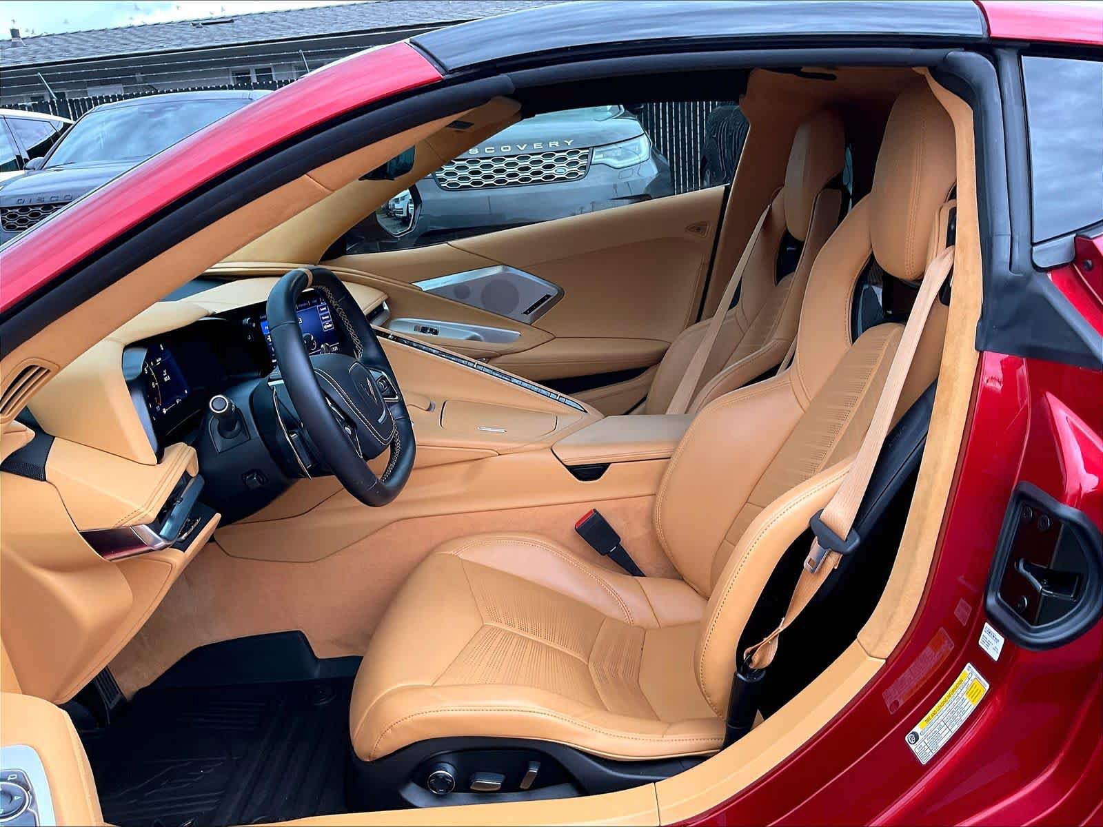 Used 2021 Chevrolet Corvette Stingray Premium Cpe w/ Z51 Performance Package RWD image 27