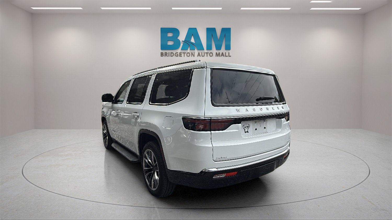 Used 2024 Jeep Wagoneer Series II w/ Premium Group I image 7