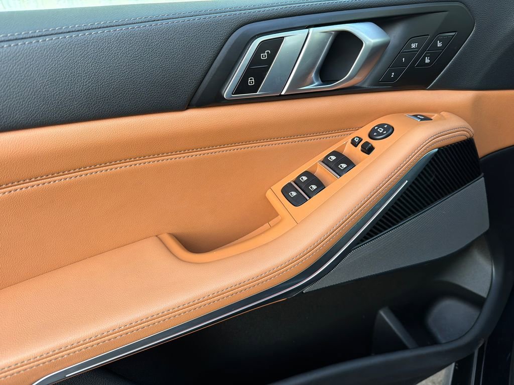 Used 2023 BMW X5 M50i w/ Executive Package image 36