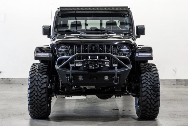 Used 2020 Jeep Gladiator Rubicon AWD/4WD image 2