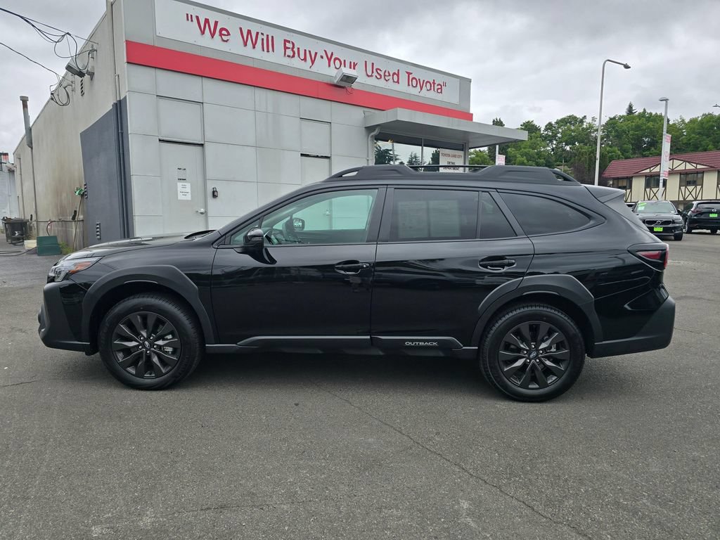 Used 2025 Subaru Outback Onyx Edition AWD/4WD image 4