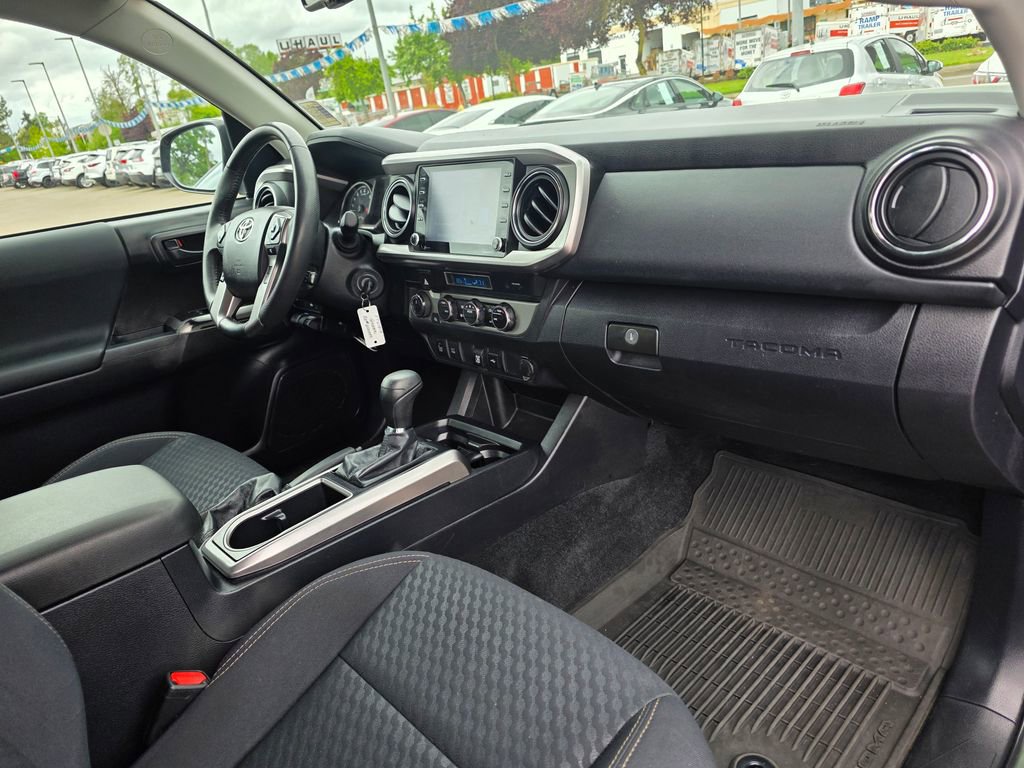 Used 2022 Toyota Tacoma SR5 w/ Trail Edition AWD/4WD image 24