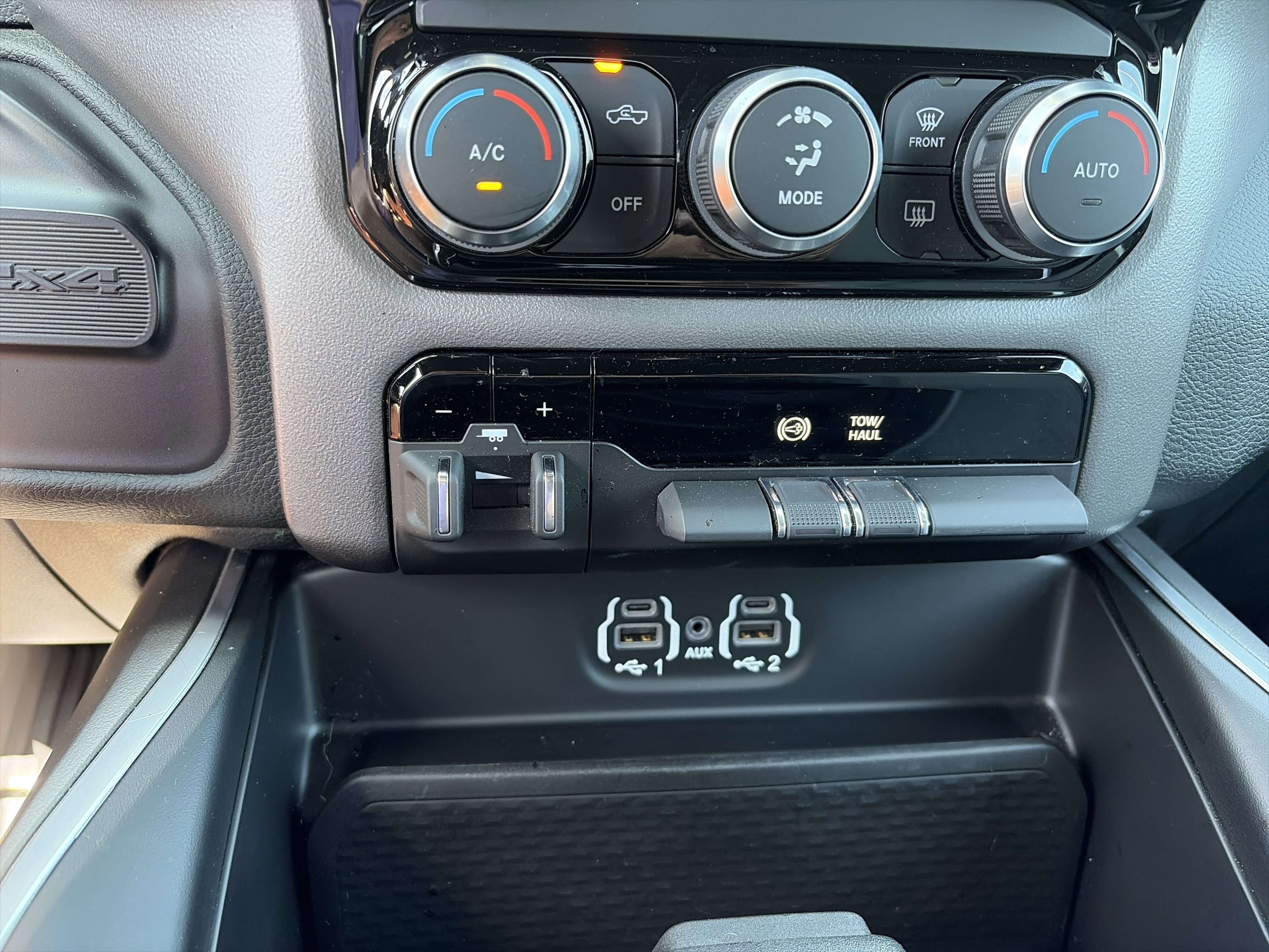 Used 2023 RAM 2500 Big Horn w/ Level 1 Equipment Group image 28