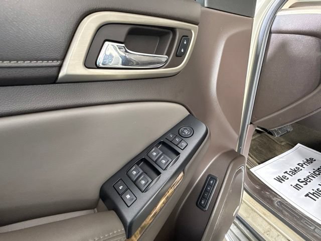 Used 2016 GMC Yukon XL Denali w/ Open Road Package AWD/4WD image 14