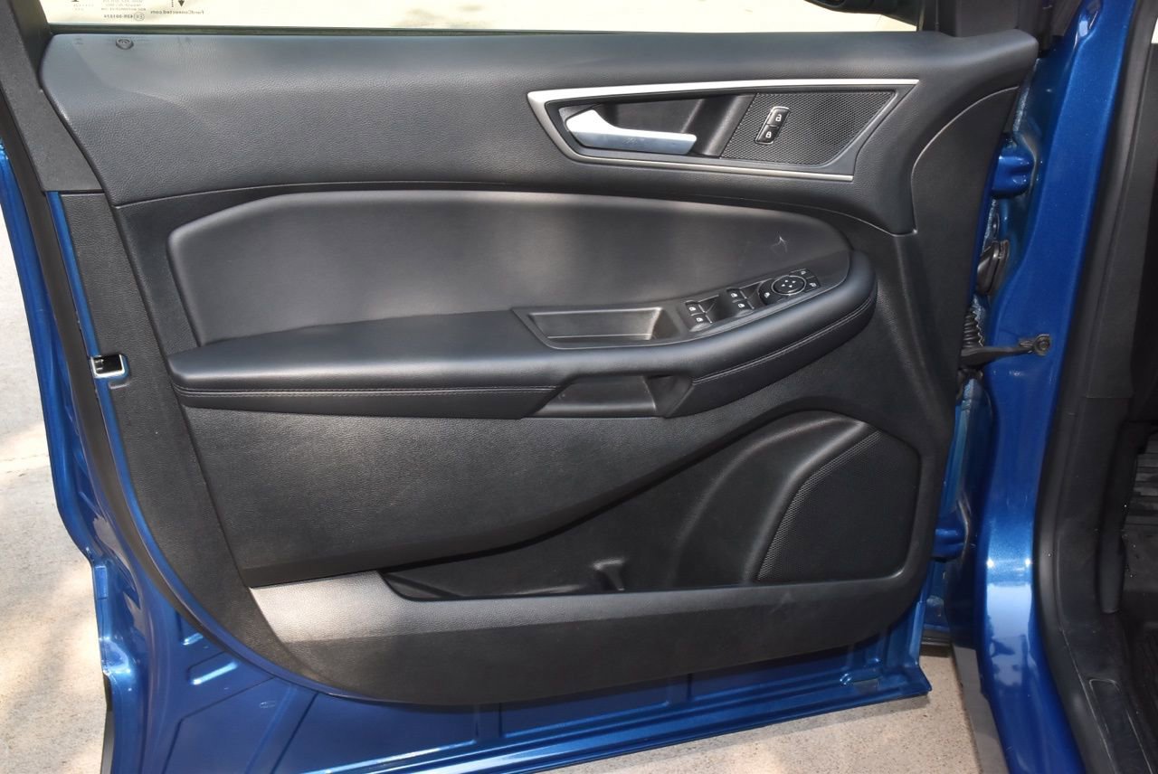 Used 2023 Ford Edge SEL w/ Convenience Package image 34