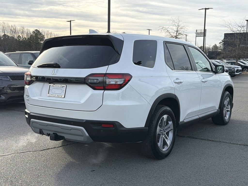 Used 2025 Honda Pilot EX-L image 5