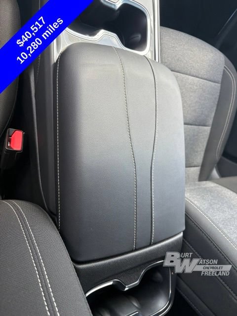 Used 2026 GMC Acadia Elevation FWD image 22