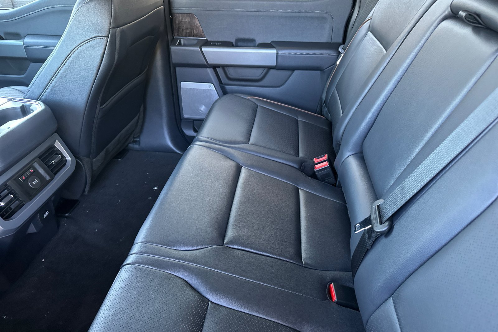 New 2026 Ford F350 4x4 Crew Cab Super Duty image 12