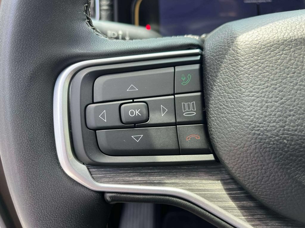 Used 2024 Jeep Wagoneer Series II w/ Flexible Seating Group RWD image 32